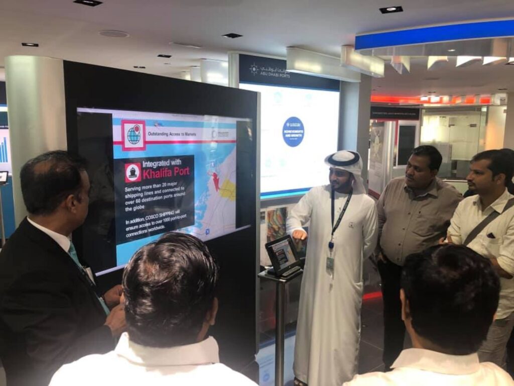 Global business consultant meetings 3 d tfl6aj