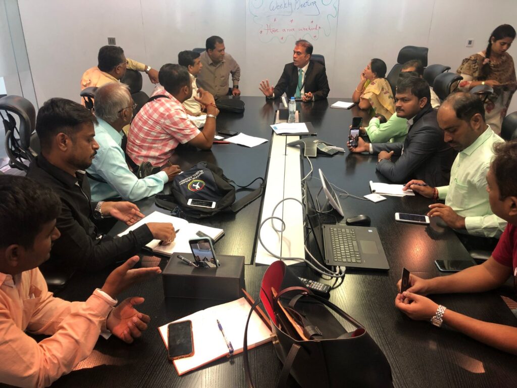 Global business consultant meetings 6 bsd80 va